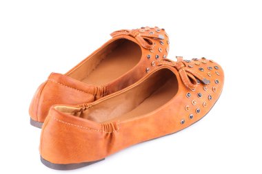 Beyaz şık ayakkabıları