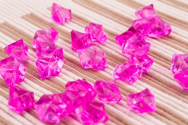 Růžové Plastové kameny — Stock fotografie