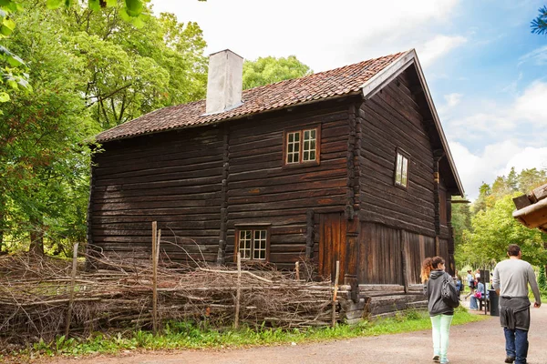 Antigua casa tradicional en Oslo —  Fotos de Stock