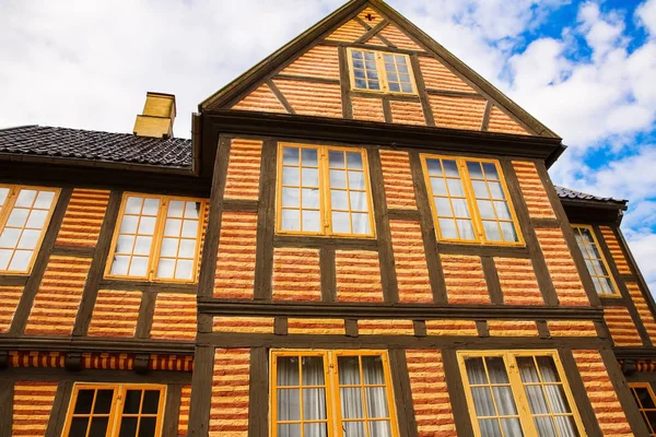 Traditionele oude huis in Oslo — Stockfoto