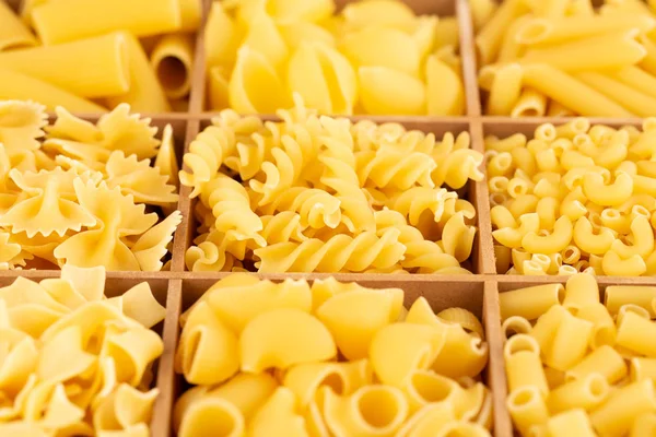 Verschiedene Arten von Pasta — Stockfoto