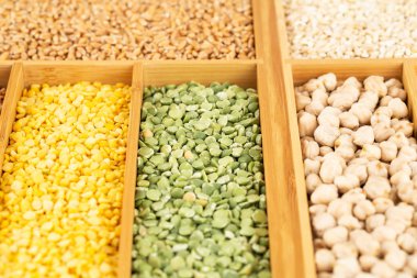 Ahşap kutuda inlemeler