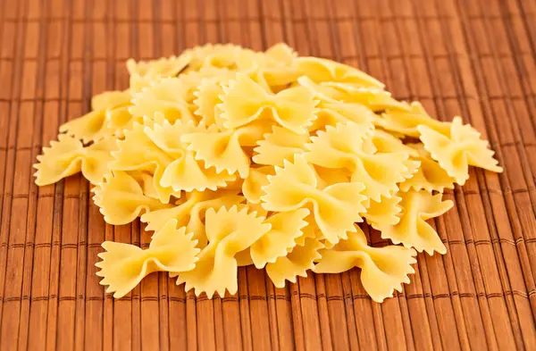 Farfalle těstoviny — Stock fotografie