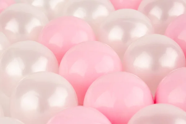 Bolas Plástico Rosa Branco Como Fundo — Fotografia de Stock