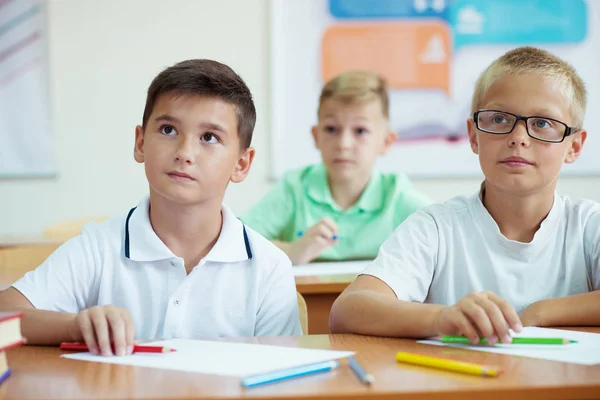 Ritratto di bambini a scuola — Foto Stock