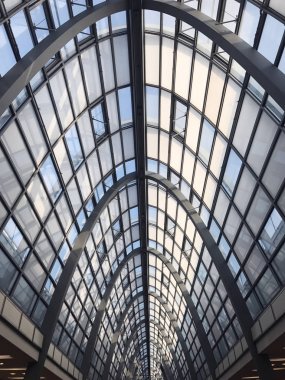 Modern bina çelik ve cam