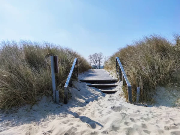 Zdjęcie Wydm Plaży Białym Piaskiem Niemieckim Brzegu Morza Bałtyckiego — Zdjęcie stockowe