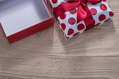 Açılan hediye kutusu