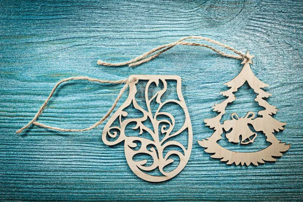 ahşap mitten ve Noel ağacı