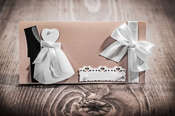 Vintage wedding invitation card on wood board — Stock Photo, Image