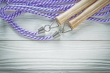 Atlama ipi ahşap tahta spor kavram eğitim haddelenmiş