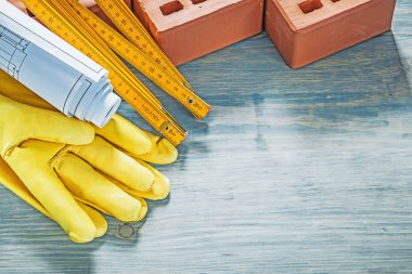 Kırmızı tuğla koruyucu bileşimi ahşap planları bana eldiven