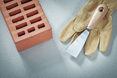 Kırmızı tuğla beton backg mala sıvama koruyucu eldivenler