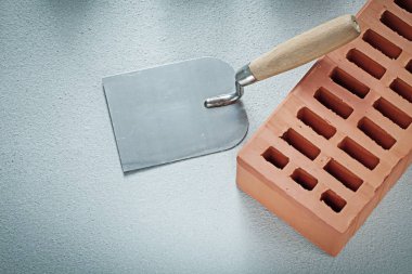 Kırmızı tuğla beton arka plan örmek mala sıvama 