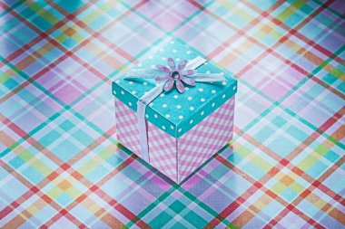 Ekose desenli kumaş arka plan kutlamalar co kaydırılan mevcut kutusunda