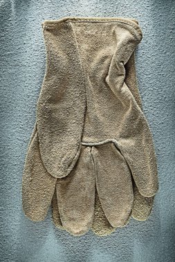 Deri Emanet eldiven beton zemin üzerine