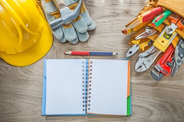 Aracı Kemer koruyucu eldiven pençe çekiç takım değil İnşaat