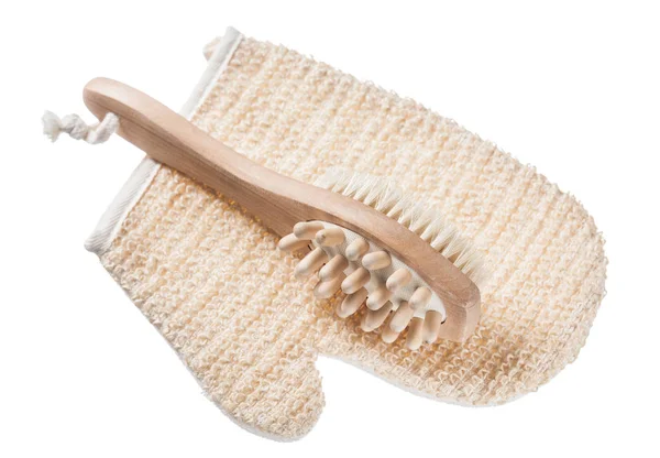 Peelingu ręcznik drewniane do masażu na białym tle — Zdjęcie stockowe
