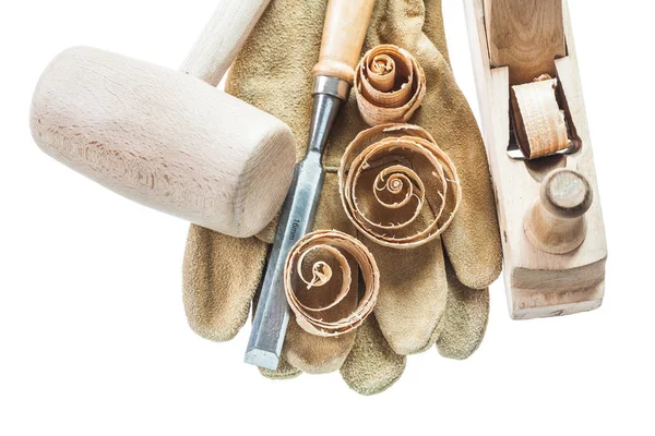 Γάντια ασφαλείας σμίλη ροκανίδια ξύλινο σφυρί planer απομονώνονται σε w — Φωτογραφία Αρχείου