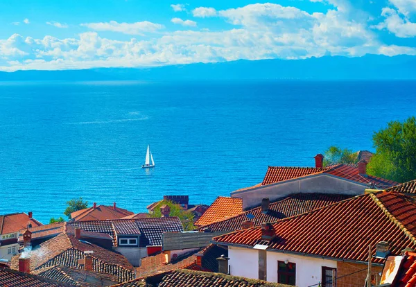 Barca a vela sul lago di Ohrid — Foto Stock