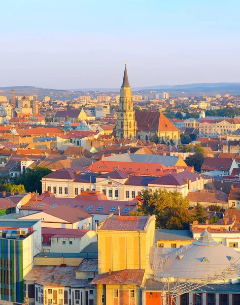 Cluj-Napoca Cidade Velha ao pôr do sol — Fotografia de Stock