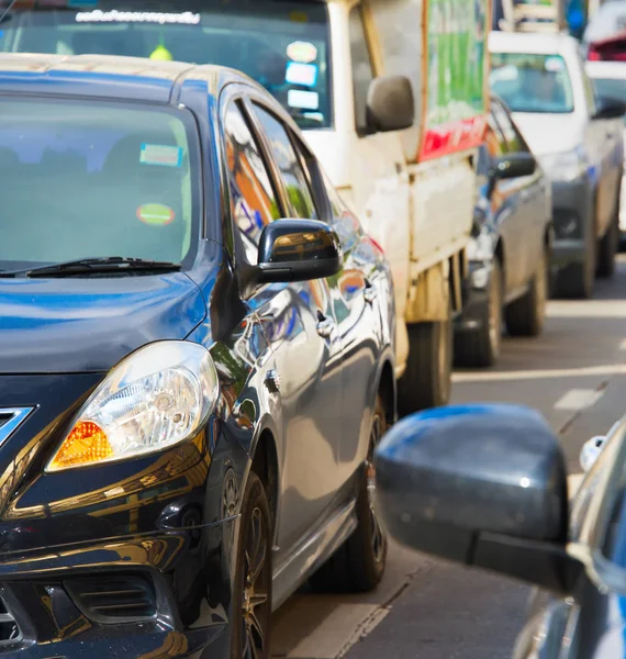 Schwerlastverkehr blockiert — Stockfoto