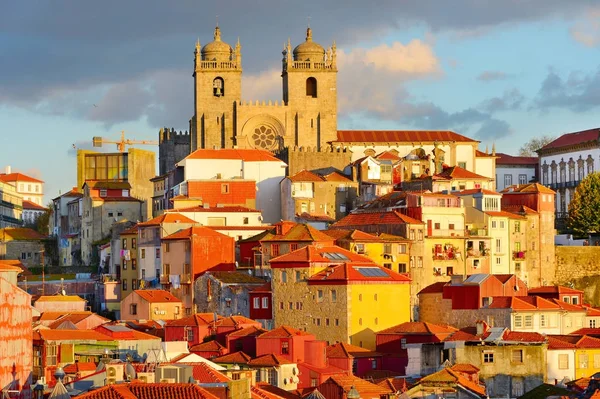 De oude stad Porto, portugal — Stockfoto