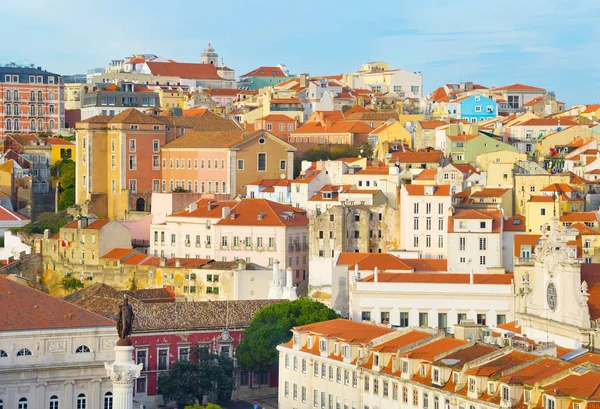 Skyline oude stad van Lissabon — Stockfoto