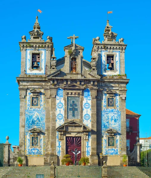 Görünümü Ünlü Kilise Santo Yüzyılda Inşa Ettiler Porto Portekiz — Stok fotoğraf