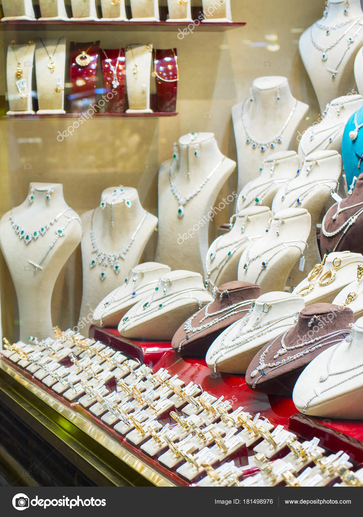 Luxury Jewelry Shops Tehran Grand Bazaar Iran — Stock Photo - Main Image