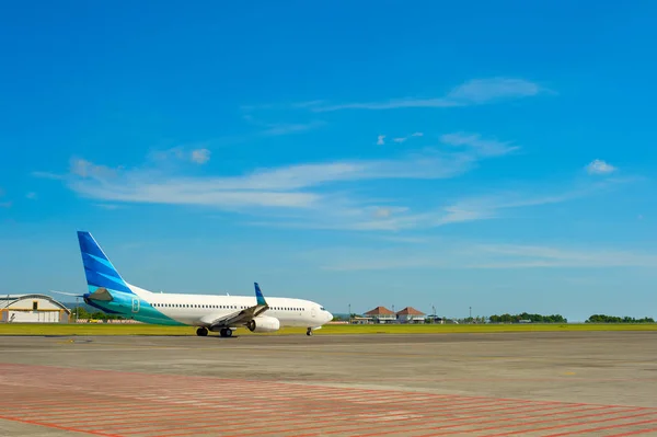 Aereo Pista Durante Decollo All Aeroporto Dell Isola Bali Indonesia — Foto Stock