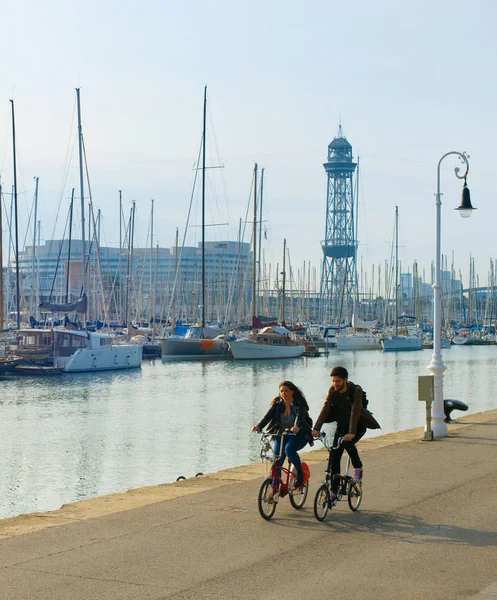 Barcelone Espagne Nov 2016 Couple Vélo Port Well Barcelona Port — Photo