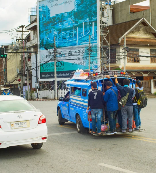 People overloaded city bus Thailand — Stock Photo, Image