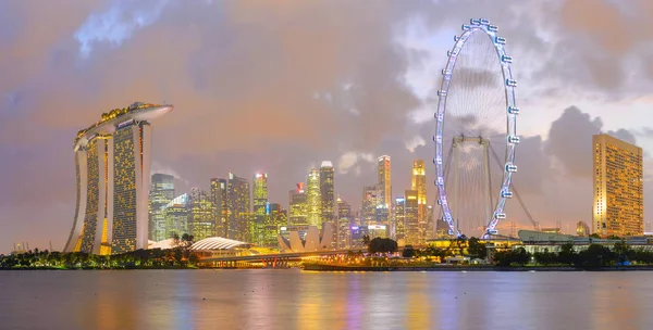 Singapur Marina Körfezi Şehir Merkezi ufuk çizgisi — Stok fotoğraf