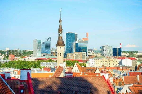 Luchtfoto stadsgezicht, Tallinn centrum, Estland — Stockfoto