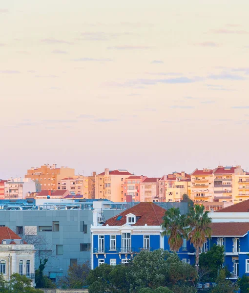 Visa Lissabon typiska levande distrikt — Stockfoto