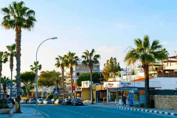 Paphos Cyprus February 2019 Cityscape Paphos Downtown Street Palms Shops — 스톡 사진