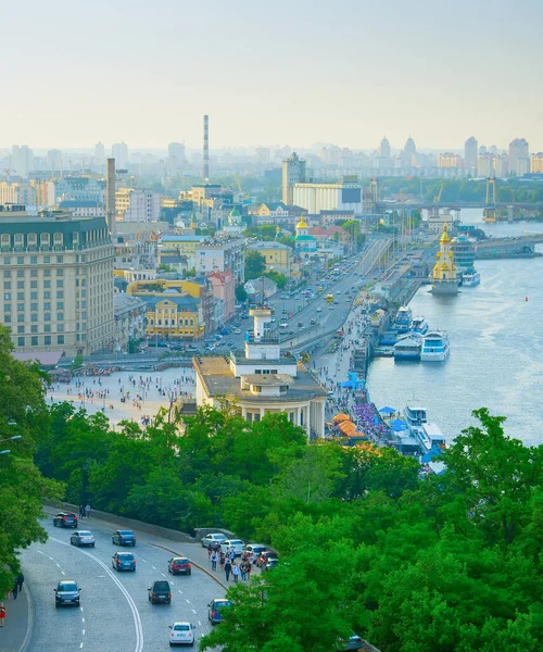 Vista Kiev Crepúsculo Podil Rio Dnipro Ucrânia — Fotografia de Stock