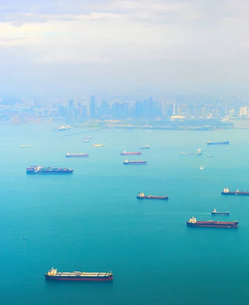 Luftaufnahme Des Hafens Von Singapur Mit Frachtschiffen Stadt Hintergrund — Stockfoto