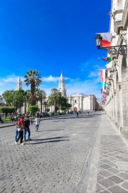  Ana kare Arequipa kilise ile