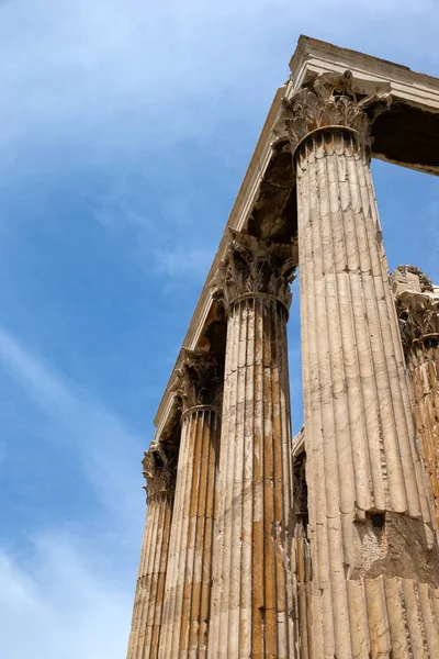 Tempel der olympischen Zeus — Stockfoto