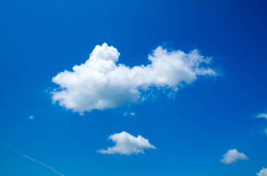 Mavi gökyüzü arkaplanı