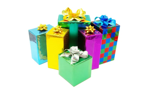 Подарункові коробки ізольовані на білому — стокове фото