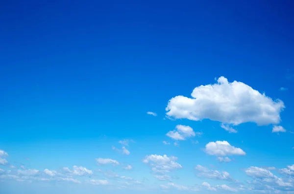 Céu azul fundo — Fotografia de Stock