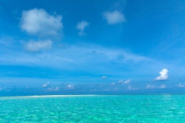 Maldivler 'deki tropik plaj