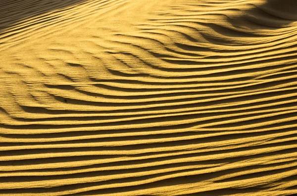 Textura de arena en desierto de oro — Foto de Stock