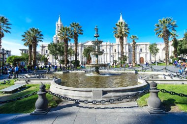 Ana kare Arequipa kilise ile