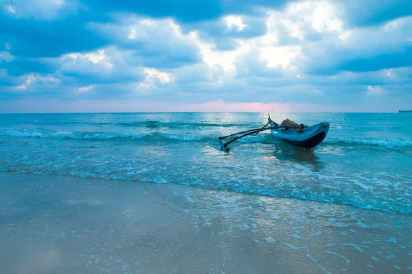 Plage tropicale au Sri Lanka — Photo