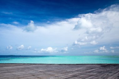  Maldivler 'deki tropik plaj 