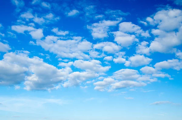 Blauer Himmel Hintergrund — Stockfoto